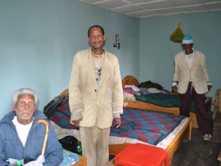 gentlemen-in-elders-leprosy-home.jpg