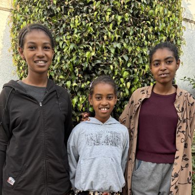 Sponsor The Israel Sisters