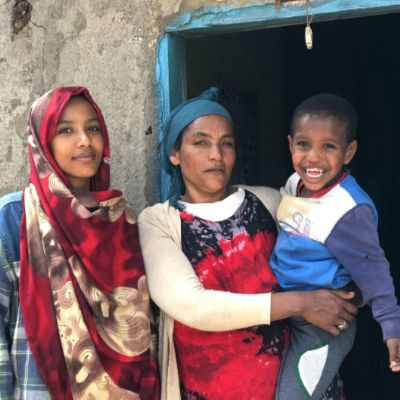 Sponsor Leila's Family