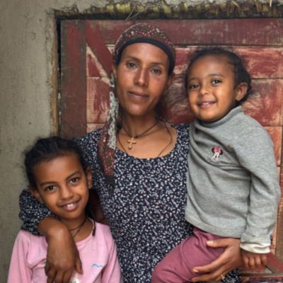 Sponsor Nitsuh's Family