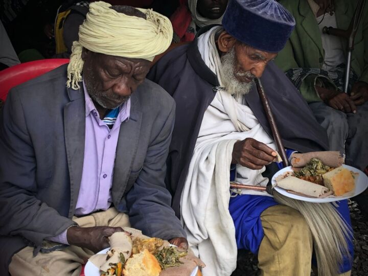 Sponsor a Community Dinner.jpg