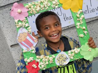 Boy in Popcorn Frame_craft