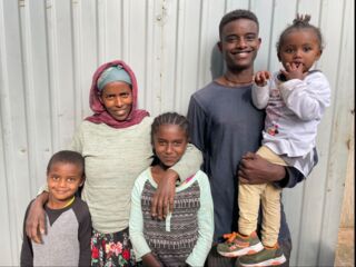 Ethiopian mother and 4 children