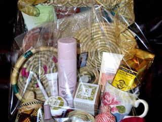 Basket-Raffle,-Thank-you-to-The-LOFT,-Abbotsford.jpg